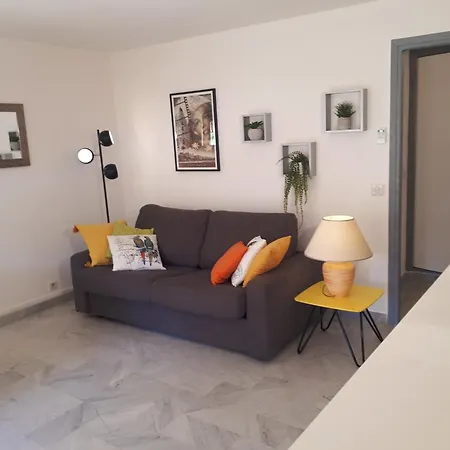 Joli